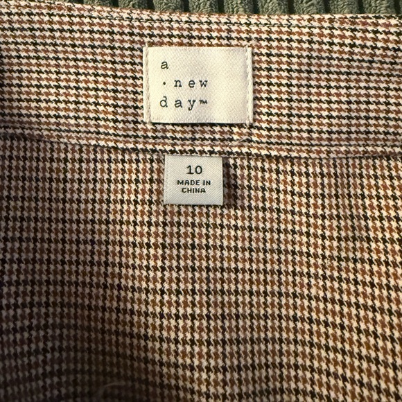 Plaid Houndstooth pattern skirt - Picture 3 of 3